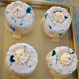Gelatinas de Blueberry con Tres Leches